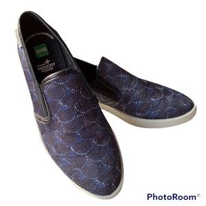 Cougar Canvas Shoes